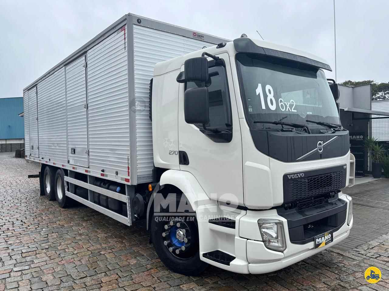 CAMINHAO VOLVO VOLVO VM 270 Baú Furgão Truck 6x2 Mano Caminhões JOINVILLE SANTA CATARINA SC